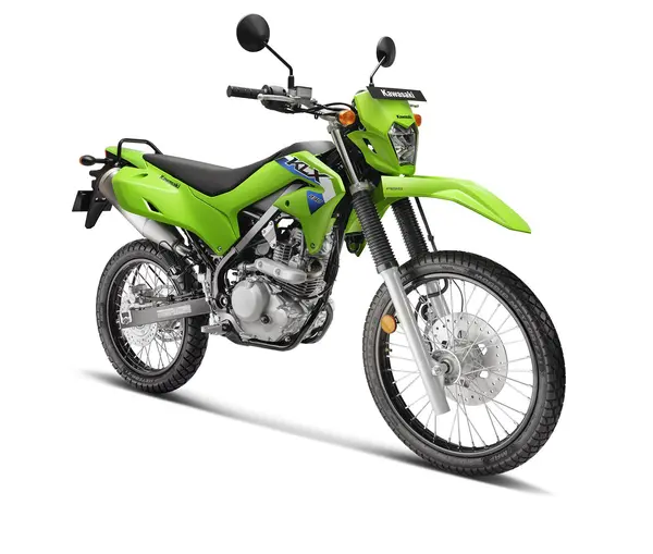 Kawasaki KLX230 2027 chega ao Brasil em três versões; preços partem de R$ 19.990