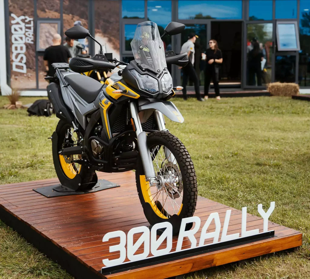 VOGE 300 Rally é confirmada para o Brasil e chega em 2027 com foco no off-road
